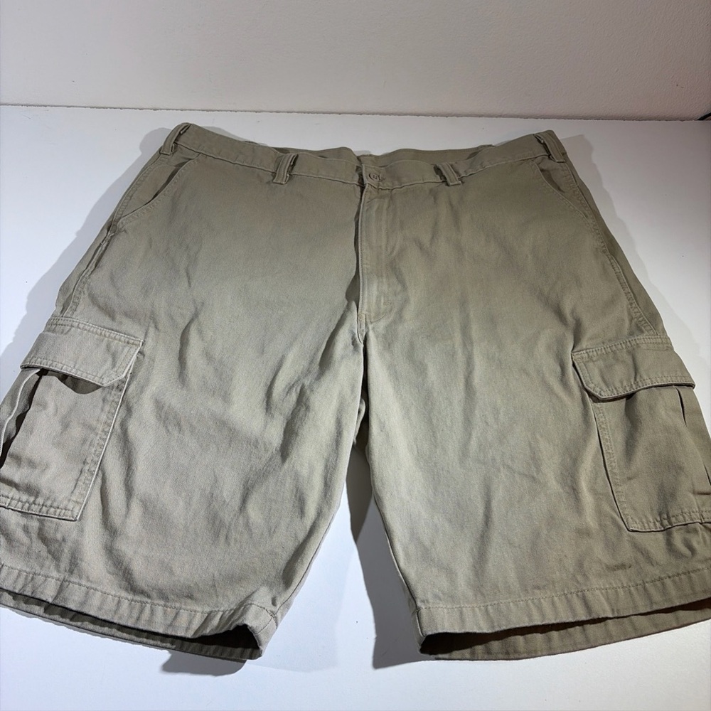 Dickies Men’s Cargo Shorts Size 42 Tan